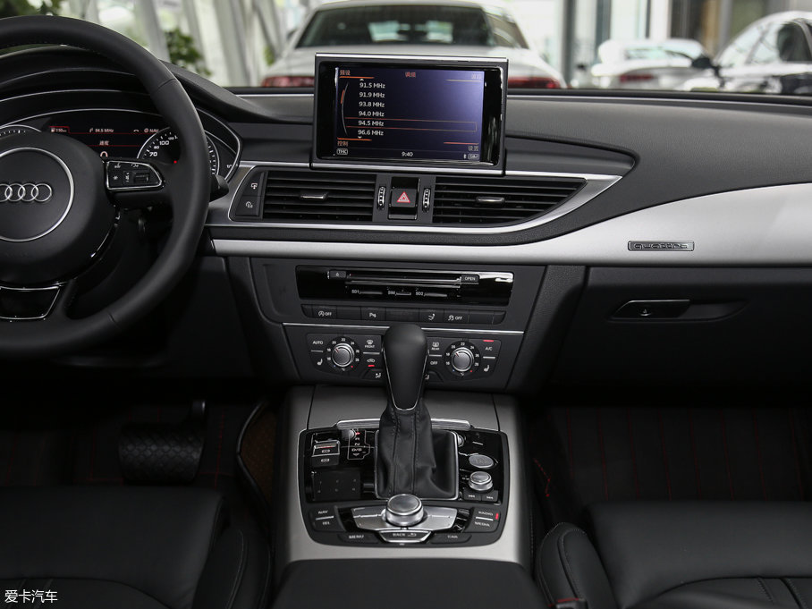 2017WA7 40 TFSI quattro g(sh)