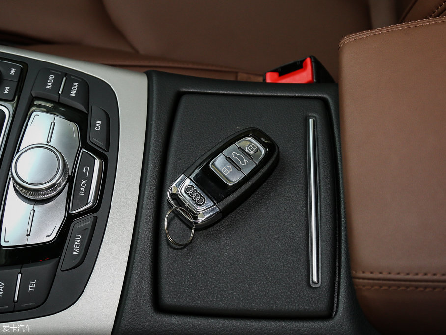 2017WA7 40 TFSI quattro g