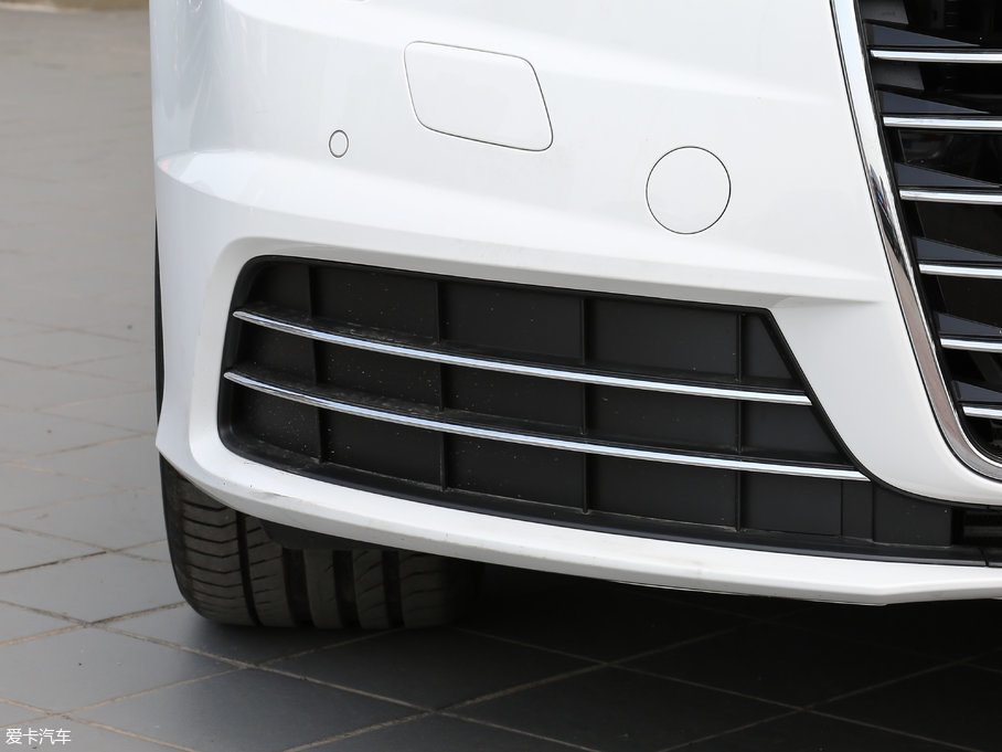 2017WA7 40 TFSI M(jn)ȡ