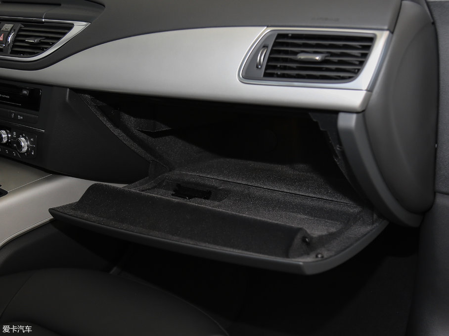 2017WA7 40 TFSI M(jn)ȡ