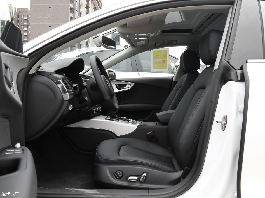 2017WA7 40 TFSI M(jn)ȡ