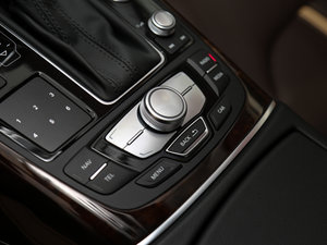 201750 TFSI quattro m п؅^(q)