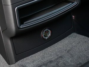 201740 TFSI quattro g(sh) g