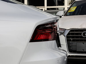 201750 TFSI quattro Ӹ (ji)^