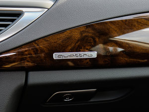 201750 TFSI quattro Ӹ g