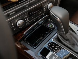 201750 TFSI quattro Ӹ g