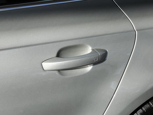 201740 TFSI quattro g(sh) (x)(ji)^