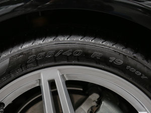 201740 TFSI quattro g ݆̥ߴ