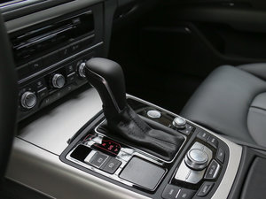 201740 TFSI quattro g QU