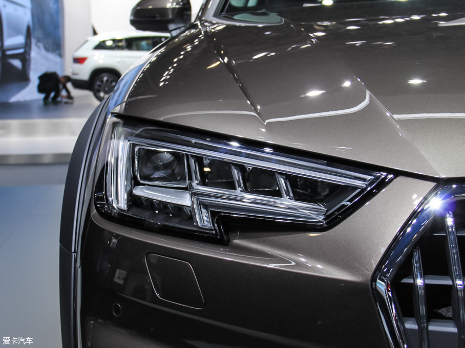 2017WA4(M) 45 TFSI allroad quattro \