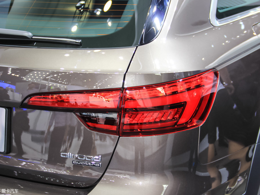 2017WA4(M(jn)) 45 TFSI allroad quattro \