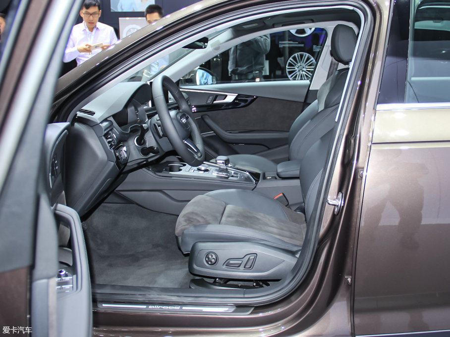 2017WA4(M) 45 TFSI allroad quattro \