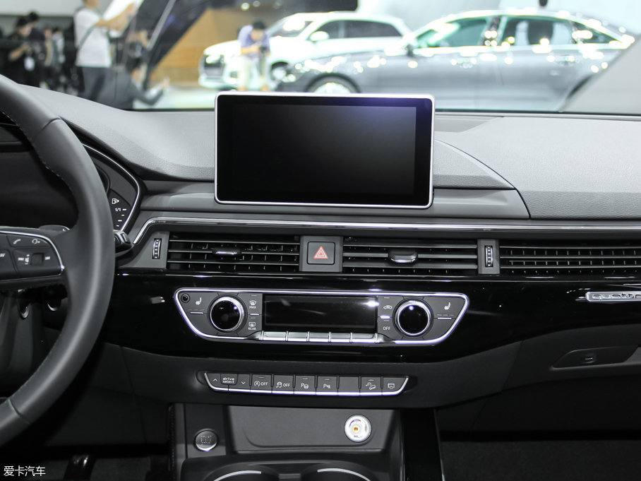 2017?yun)WA4(M(jn)) 45 TFSI allroad quattro \(yn)(dng)