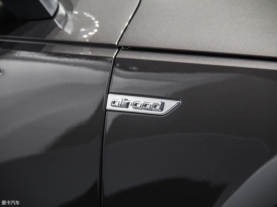 2017WA4(M(jn)) 45 TFSI allroad quattro \(yn)