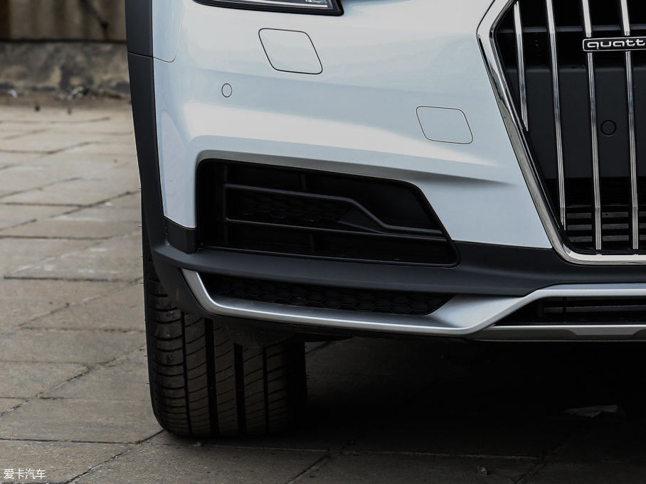 2017WA4(M) 45 TFSI allroad quattro r