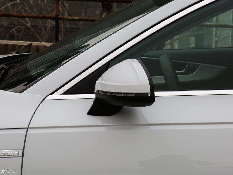 2017WA4(M) 45 TFSI allroad quattro r