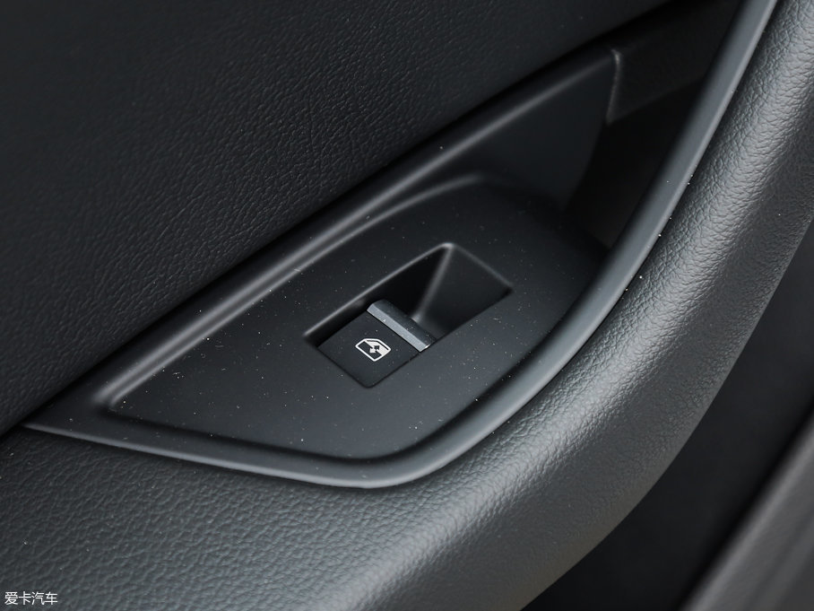 2017WA4(M) 45 TFSI allroad quattro r