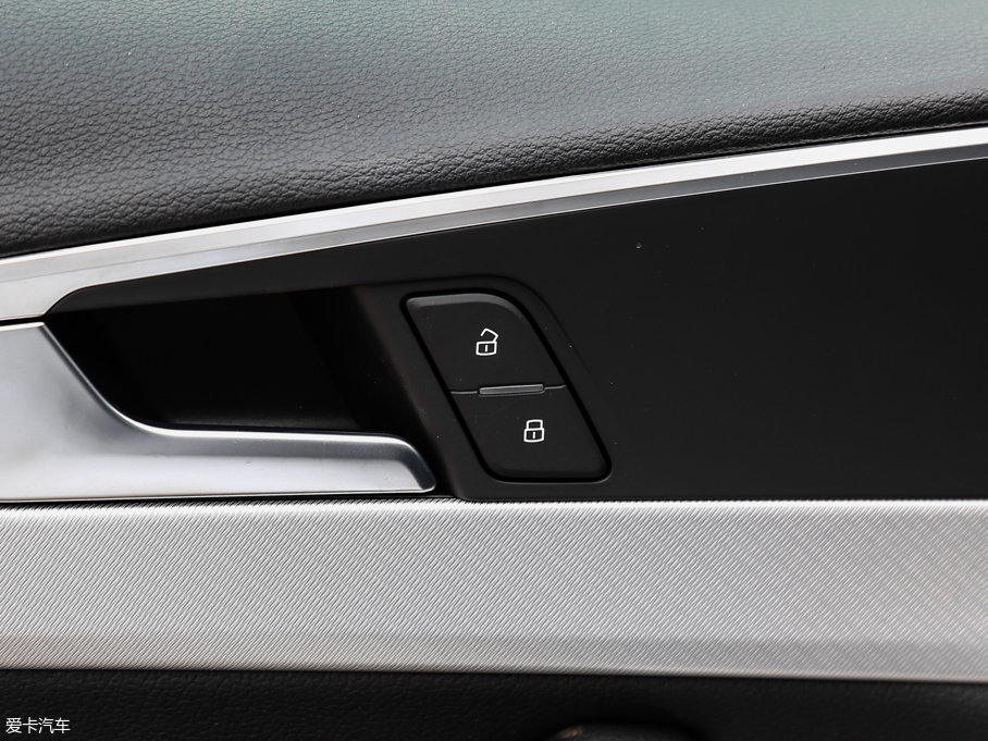 2017WA4(M) 45 TFSI allroad quattro r