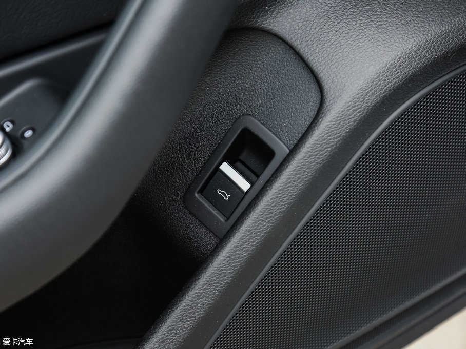 2017WA4(M) 45 TFSI allroad quattro r