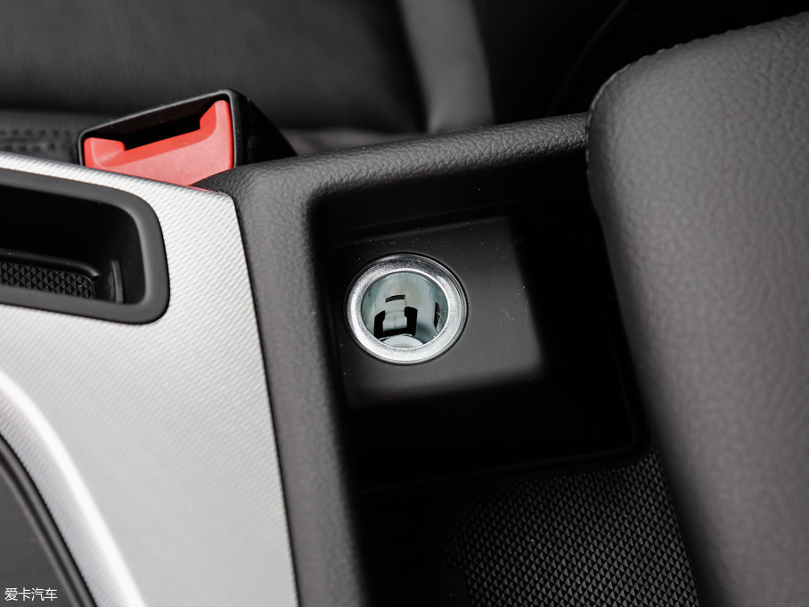 2017?yun)WA4(M(jn)) 45 TFSI allroad quattro r(sh)