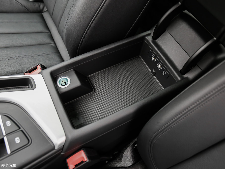 2017WA4(M) 45 TFSI allroad quattro r