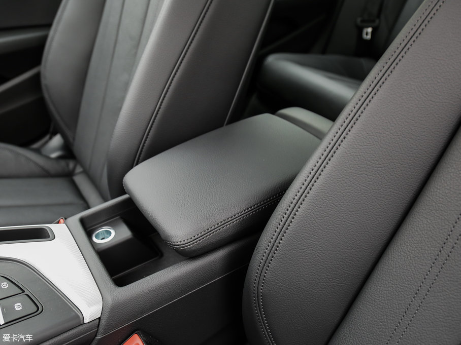 2017WA4(M) 45 TFSI allroad quattro r