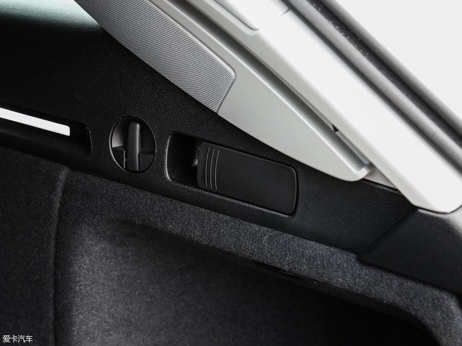 2017WA4(M) 45 TFSI allroad quattro r