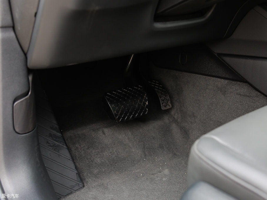 2017?yun)WA4(M(jn)) 45 TFSI allroad quattro r(sh)