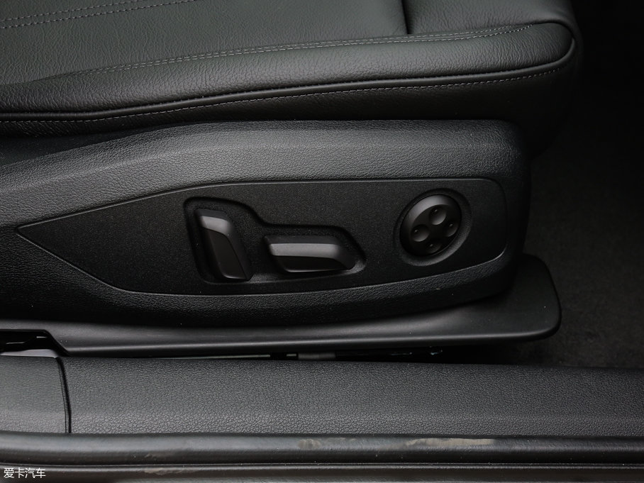 2017?yun)WA4(M(jn)) 45 TFSI allroad quattro r(sh)