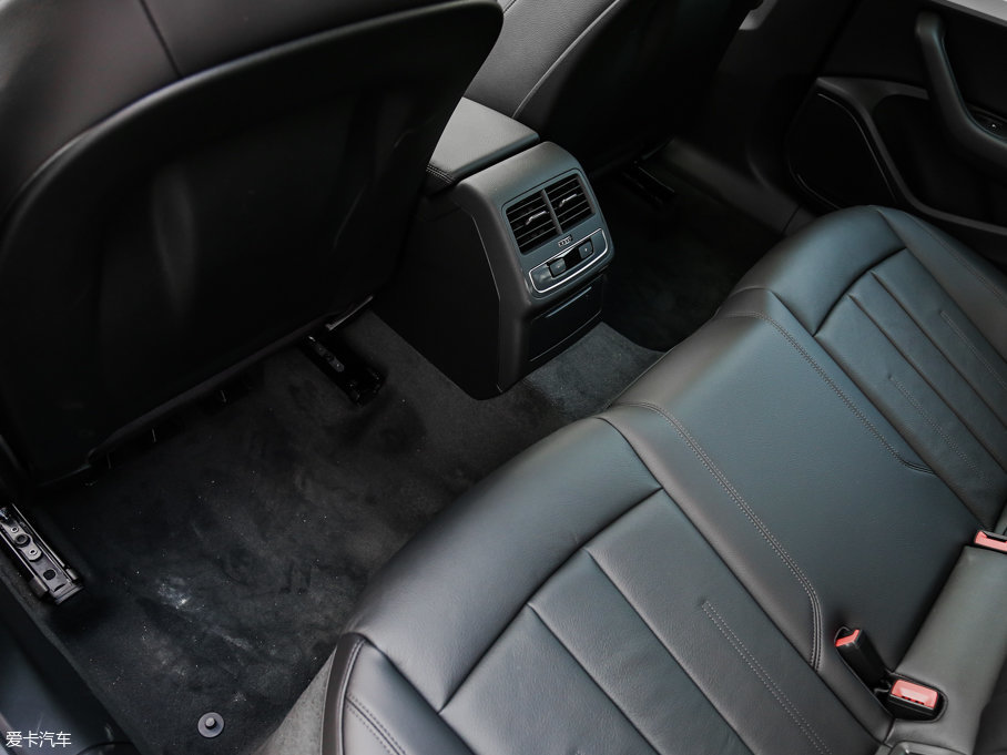 2017WA4(M) 45 TFSI allroad quattro r