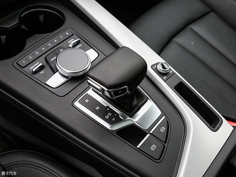 2017?yun)WA4(M(jn)) 45 TFSI allroad quattro r(sh)