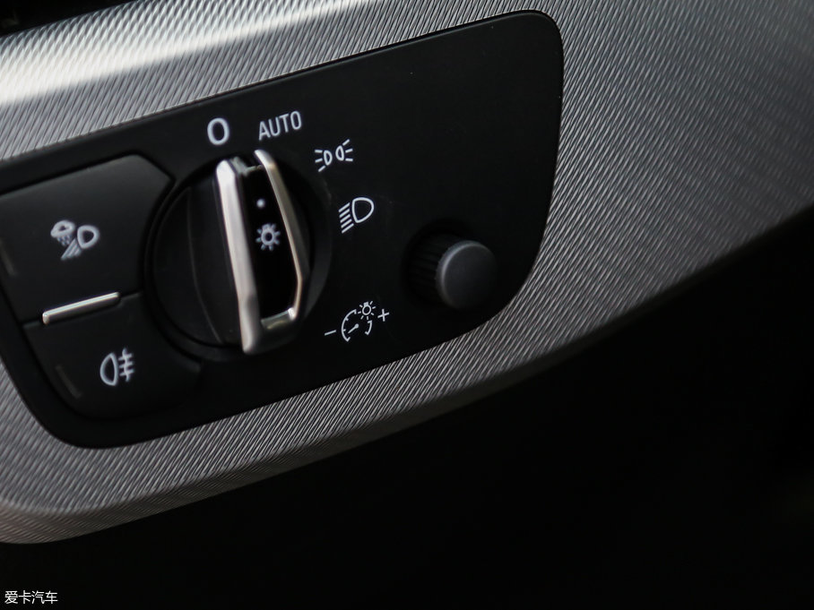 2017WA4(M) 45 TFSI allroad quattro r