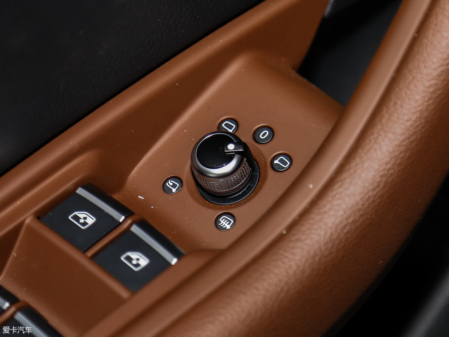 2017WA4(M) 45 TFSI allroad quattro r