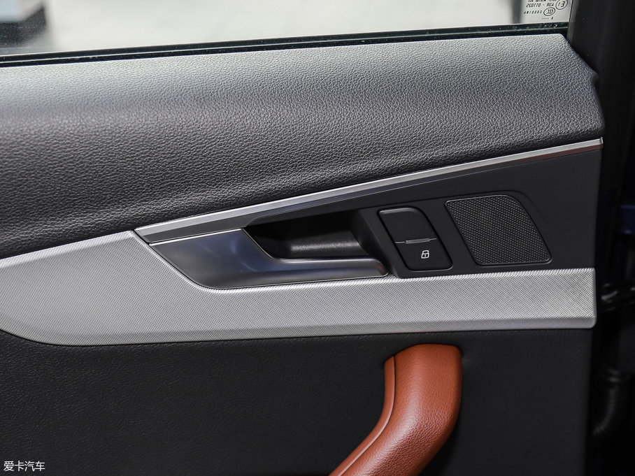 2017?yun)WA4(M(jn)) 45 TFSI allroad quattro r(sh)