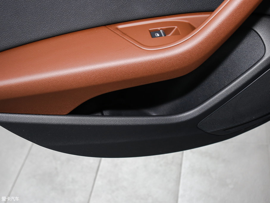 2017?yun)WA4(M(jn)) 45 TFSI allroad quattro r(sh)