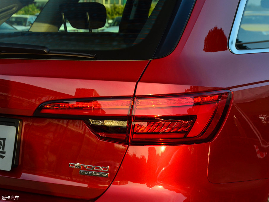 2017?yun)WA4(M(jn)) 45 TFSI allroad quattro \(yn)(dng)