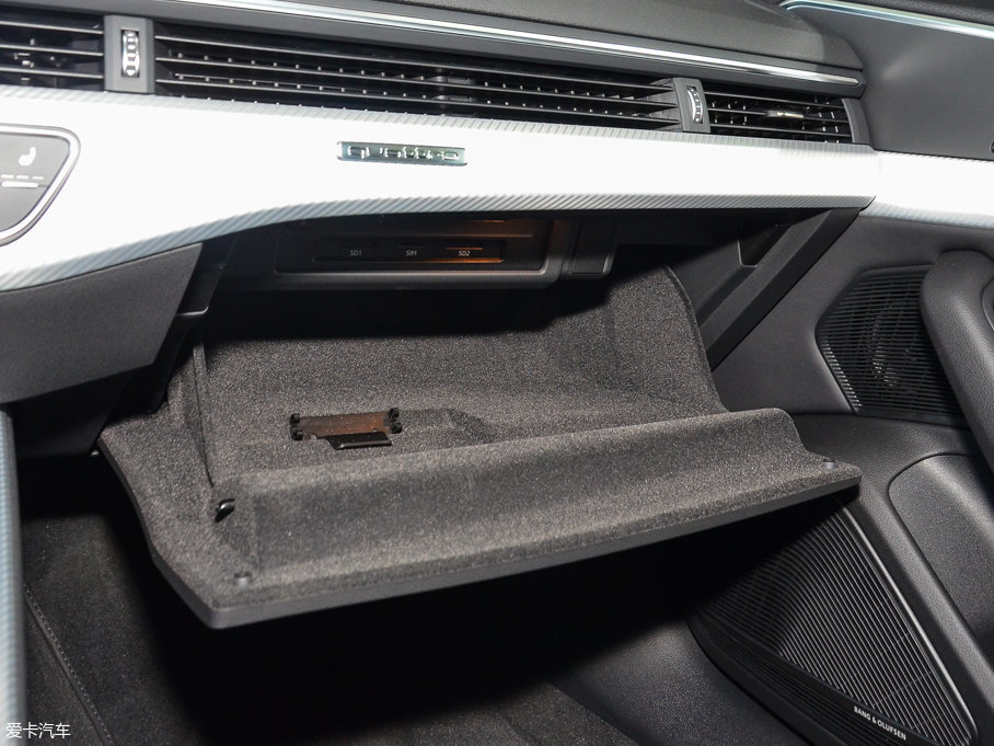 2017?yun)WA4(M(jn)) 45 TFSI allroad quattro \(yn)(dng)