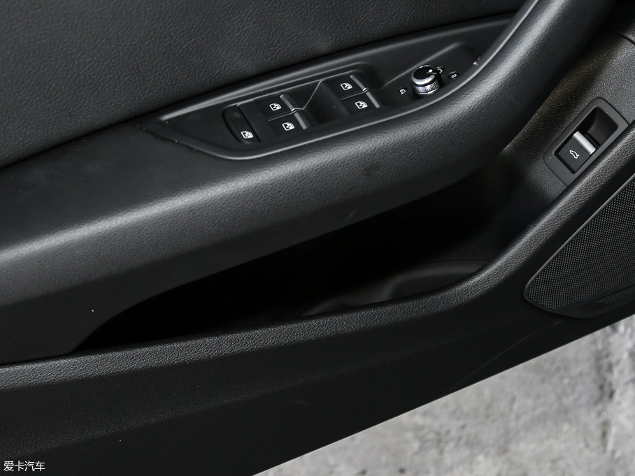 2017WA4(M) 45 TFSI allroad quattro r