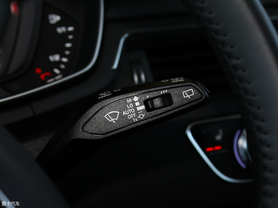 2017?yun)WA4(M(jn)) 45 TFSI allroad quattro r(sh)