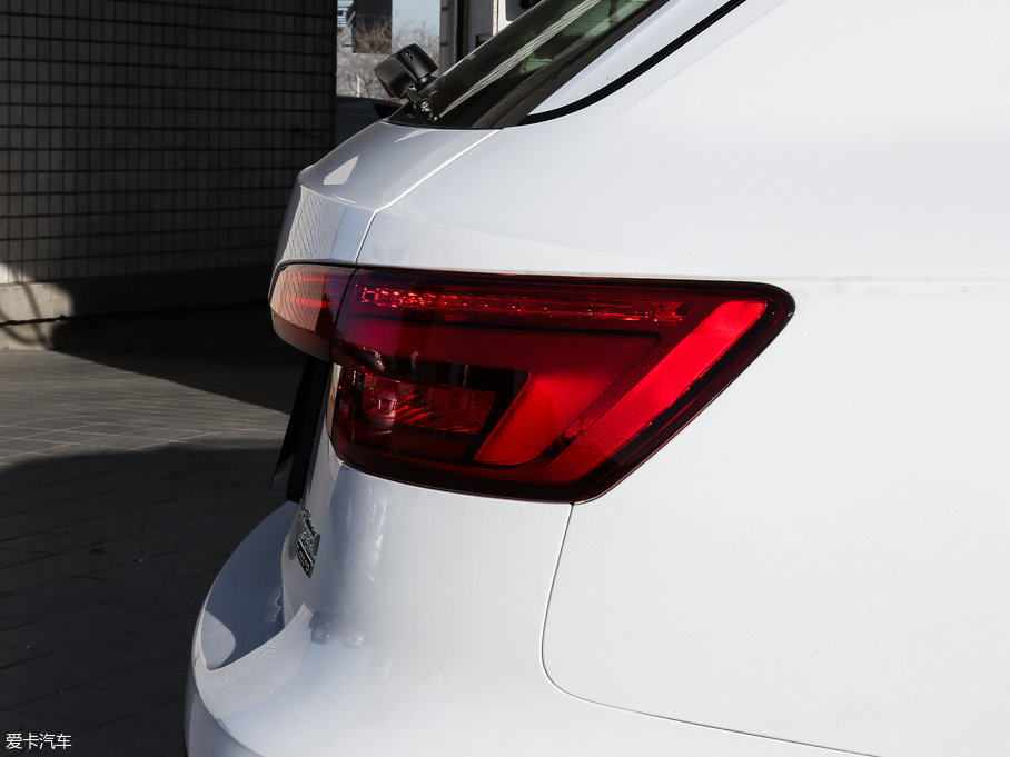 2017?yun)WA4(M(jn)) 45 TFSI allroad quattro \(yn)(dng)