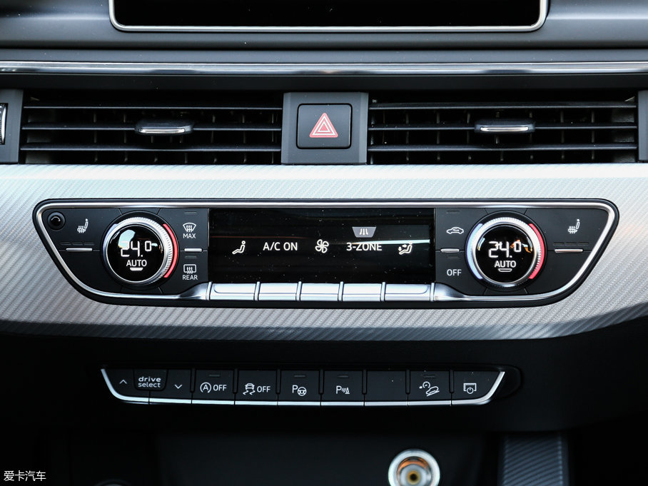 2017?yun)WA4(M(jn)) 45 TFSI allroad quattro \(yn)(dng)