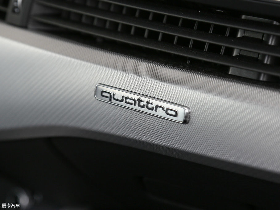 2017WA4(M) 45 TFSI allroad quattro r