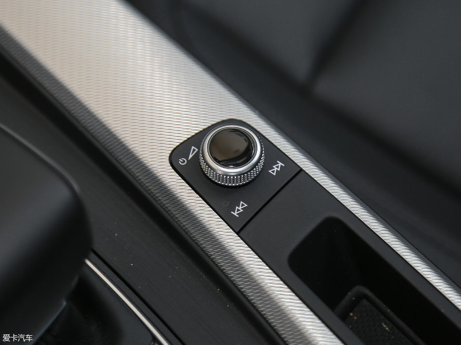 2017WA4(M) 45 TFSI allroad quattro r