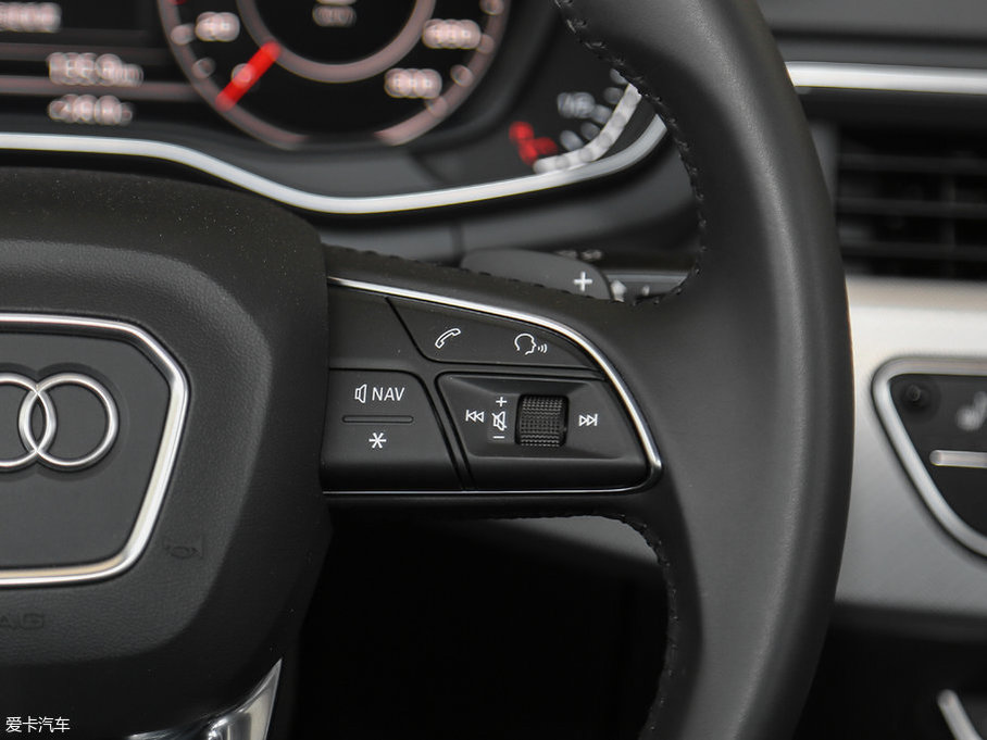 2017WA4(M) 45 TFSI allroad quattro r