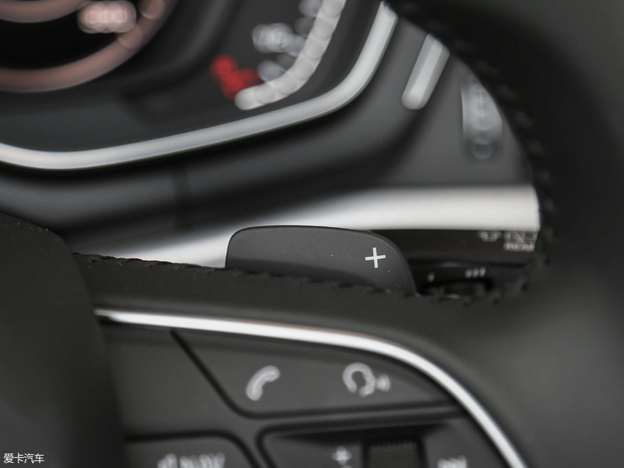 2017WA4(M(jn)) 45 TFSI allroad quattro r