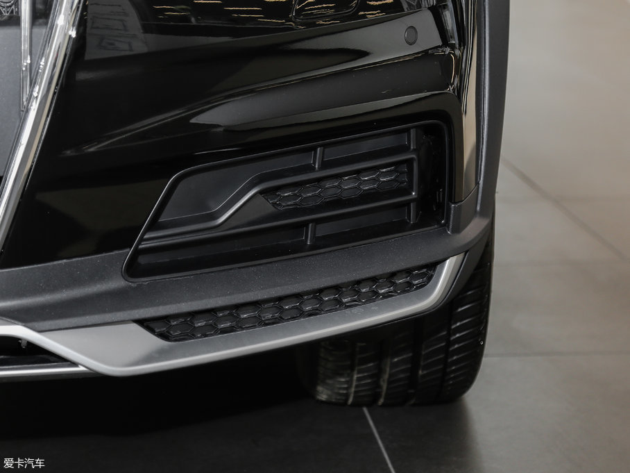 2017WA4(M) 45 TFSI allroad quattro r