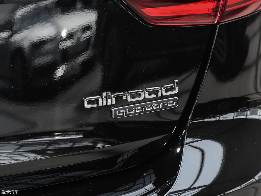 2017?yun)WA4(M(jn)) 45 TFSI allroad quattro r(sh)