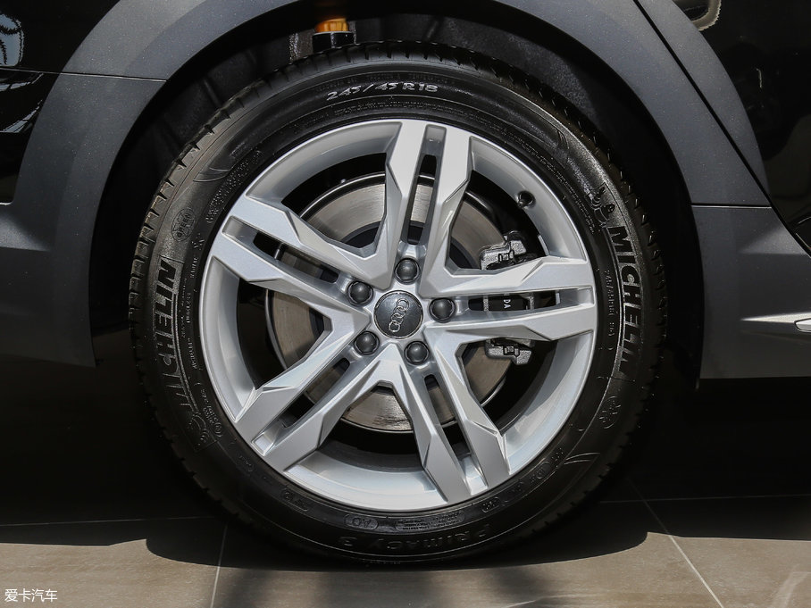 2017WA4(M) 45 TFSI allroad quattro r