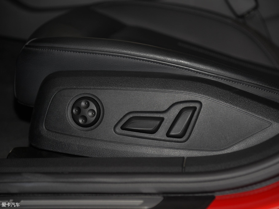 2017WA4(M) 45 TFSI allroad quattro r