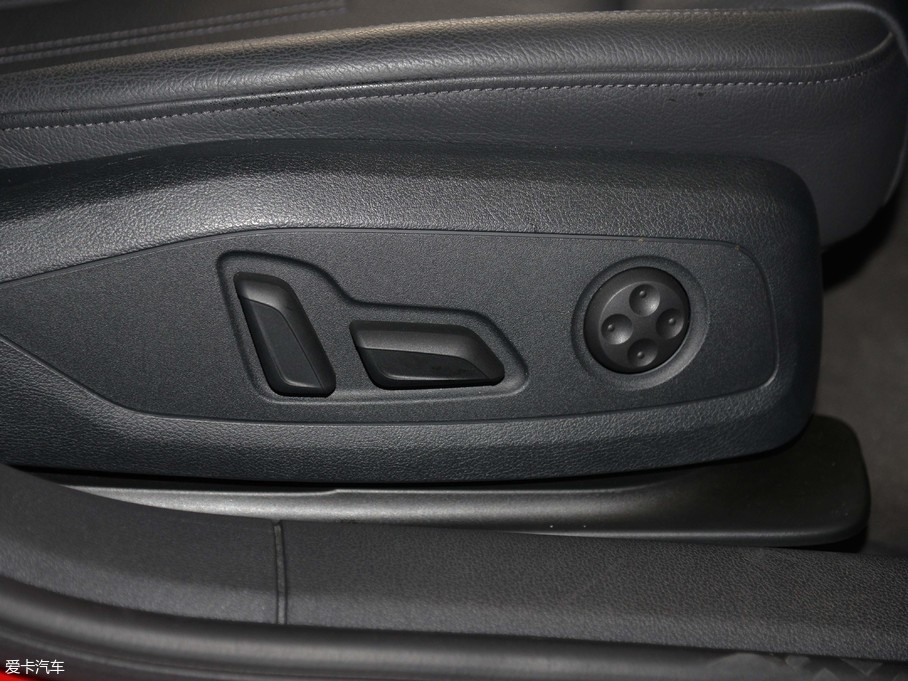 2017WA4(M) 45 TFSI allroad quattro r